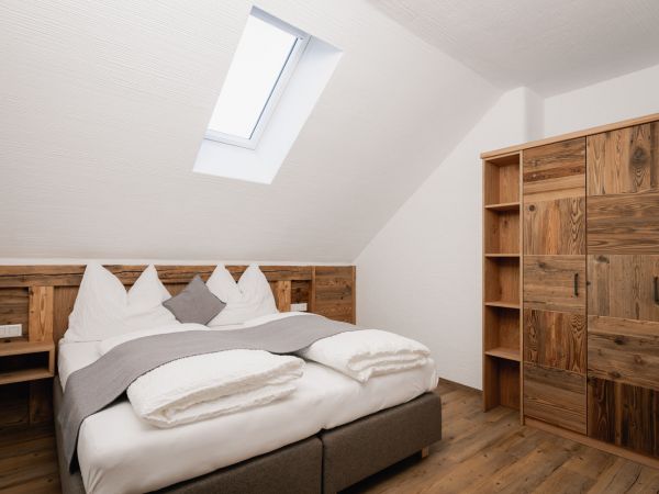 Ferienwohnung Preberblick Schlafzimmer – Landhaus Holzer